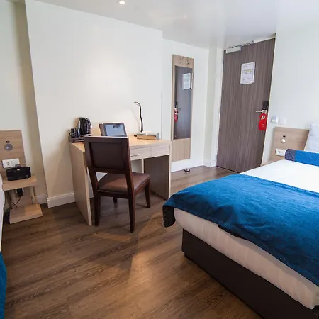 Library Hotel 3*