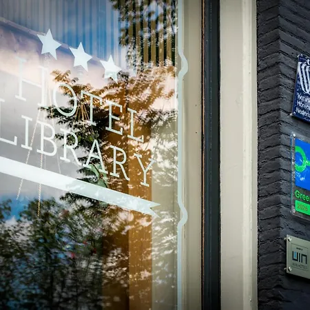 Hotel Library 3*