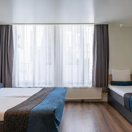 Hotel Library