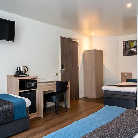 Library Hotel 3*