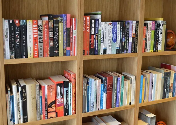 Library 3* אמסטרדם