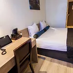 Отель Library 3*
