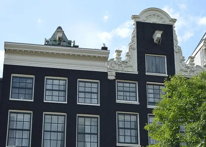 Library 3* Amsterdam